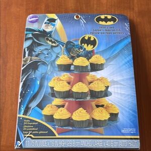Wilton Batman Cupcake Stand - Blue and Yellow holds 24 cupcakes
